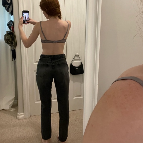 Jeans - Picture 2 of 3